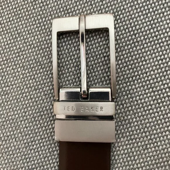 Reversible Belt - Picture 2 of 9